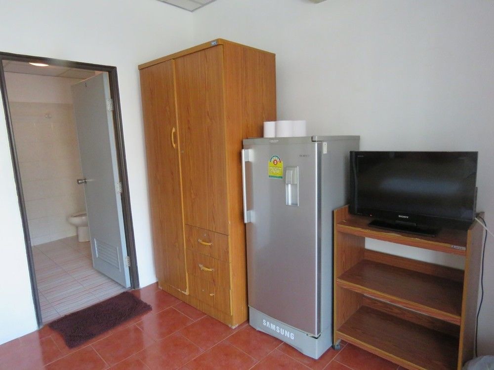 פאטאיה Malee Guesthouse And Restaurant מראה חיצוני תמונה