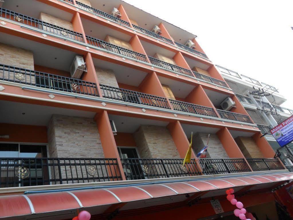 פאטאיה Malee Guesthouse And Restaurant מראה חיצוני תמונה